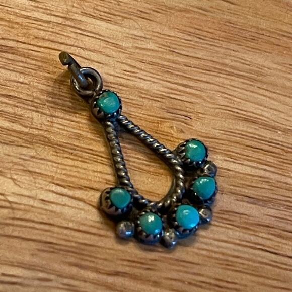 Vintage silver and turquoise pendant for necklace - Picture 2 of 9